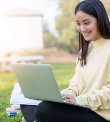 Learn React JS and Web API by creating a Full Stack